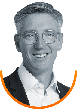 Johannes Lutz, Member of Executive Management